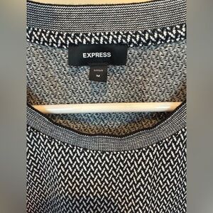 Express Two-Tone Black & White Textured Crew Shirt